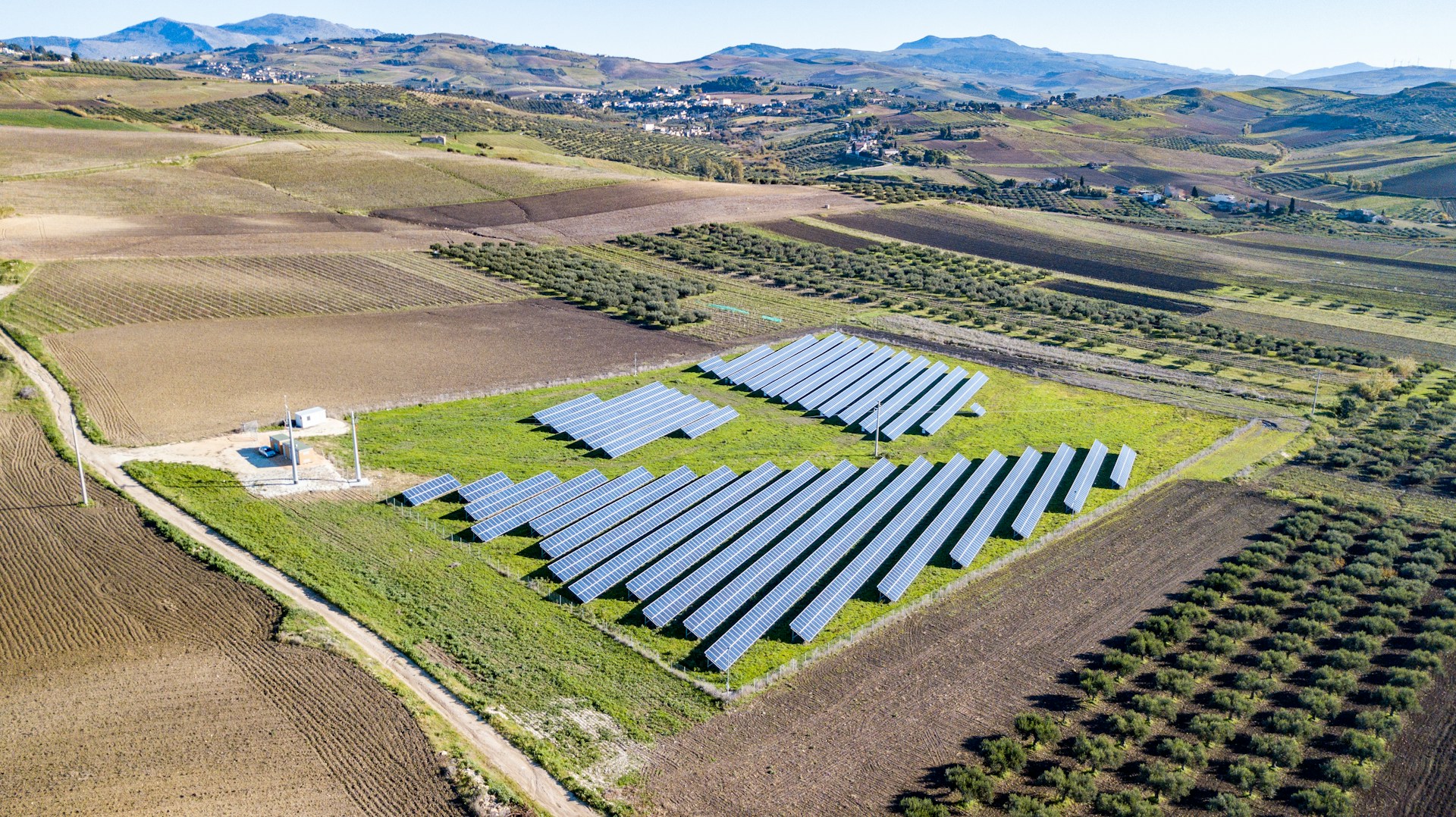 Efficienza energetica e energie rinnovabili: incentivi per le imprese toscane.